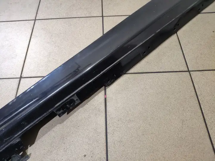 BMW 3 F30 F35 F31 (2012 - 2018) 51777256911 Порог кузова — фото 11