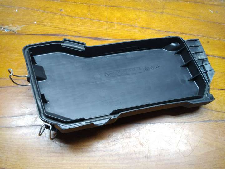 Mercedes-Benz E A207 (2010 - 2017)  A2045400082 Крышка ящика предохранителей