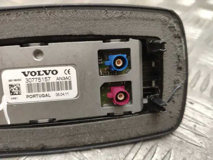 Volvo XC60 (2008 - 2013) 30775157 GPS антенна — фото 3