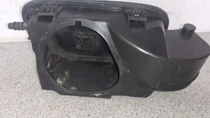 BMW 7 E65 E66 (2001 - 2008) 51177003915 Крышка топливного бака — фото 4