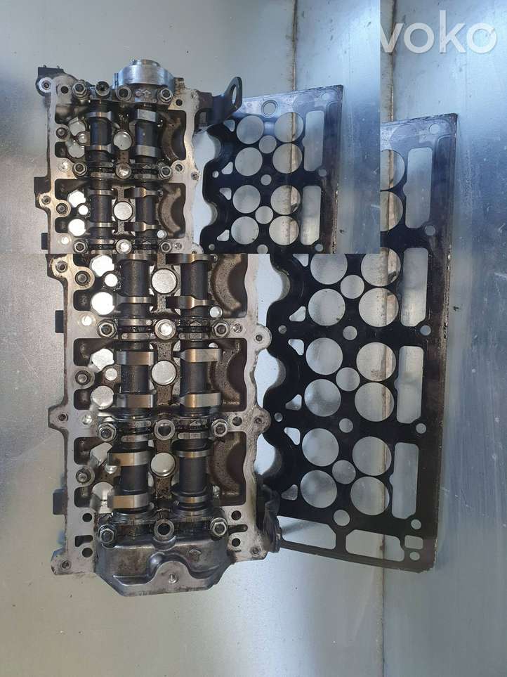 Opel Astra (2009 - 2012)  55168595 Распределительный валик