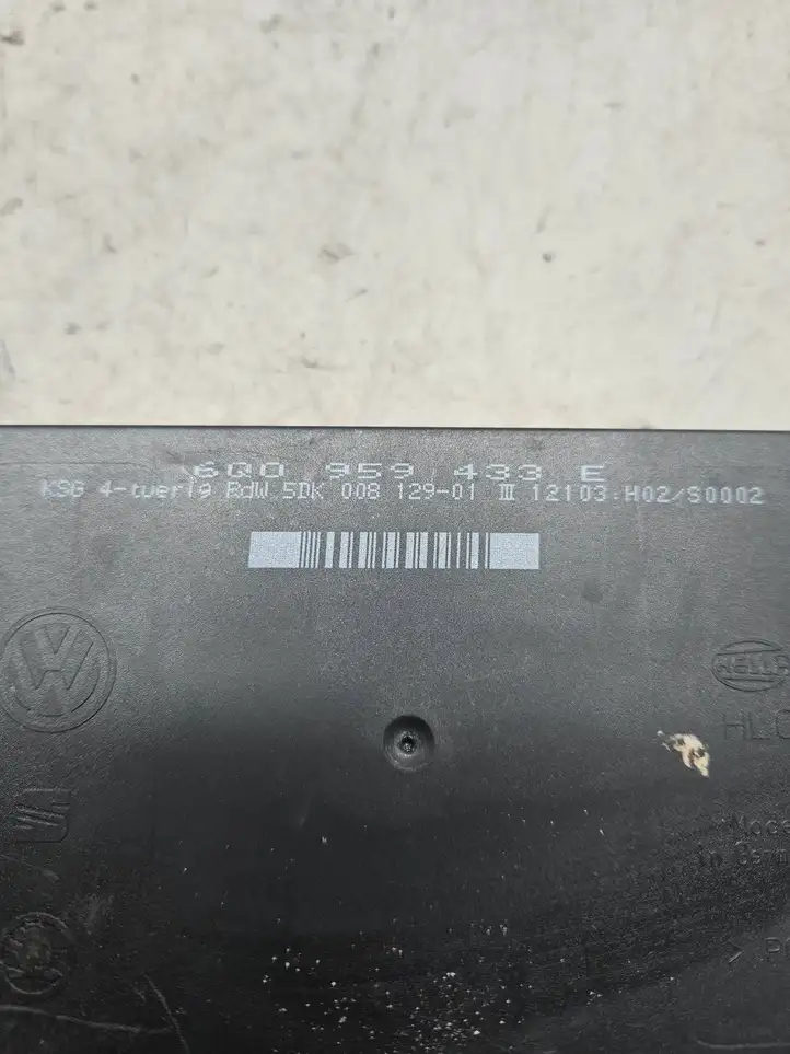 Volkswagen Polo (2005 - 2009) 5DK00812901 Модуль комфорта — фото 4