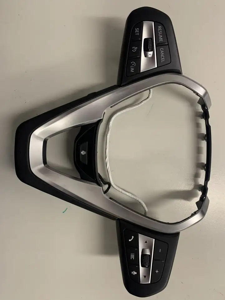 BMW X5 G05 (2018 - ) 9483000 Кнопки на рулевом колесе — фото 1