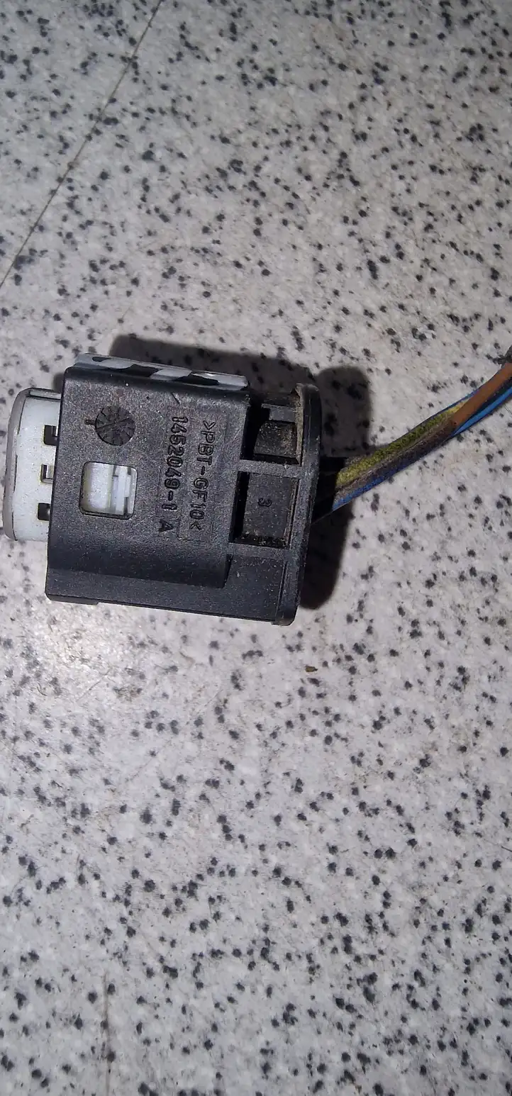 BMW 5 E60 E61 (2004 - 2010) 1452049 Прочая электропроводка — фото 3