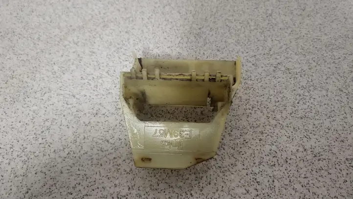 BMW 5 E39 (1996 - 2003) 17112247894 Кронштейны радиатора — фото 1