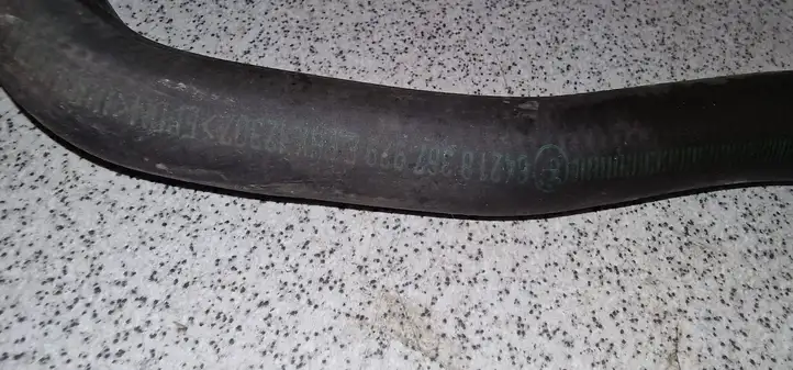 BMW 5 E39 (1996 - 2003) 64218367929 Шланги системы охлаждения — фото 2