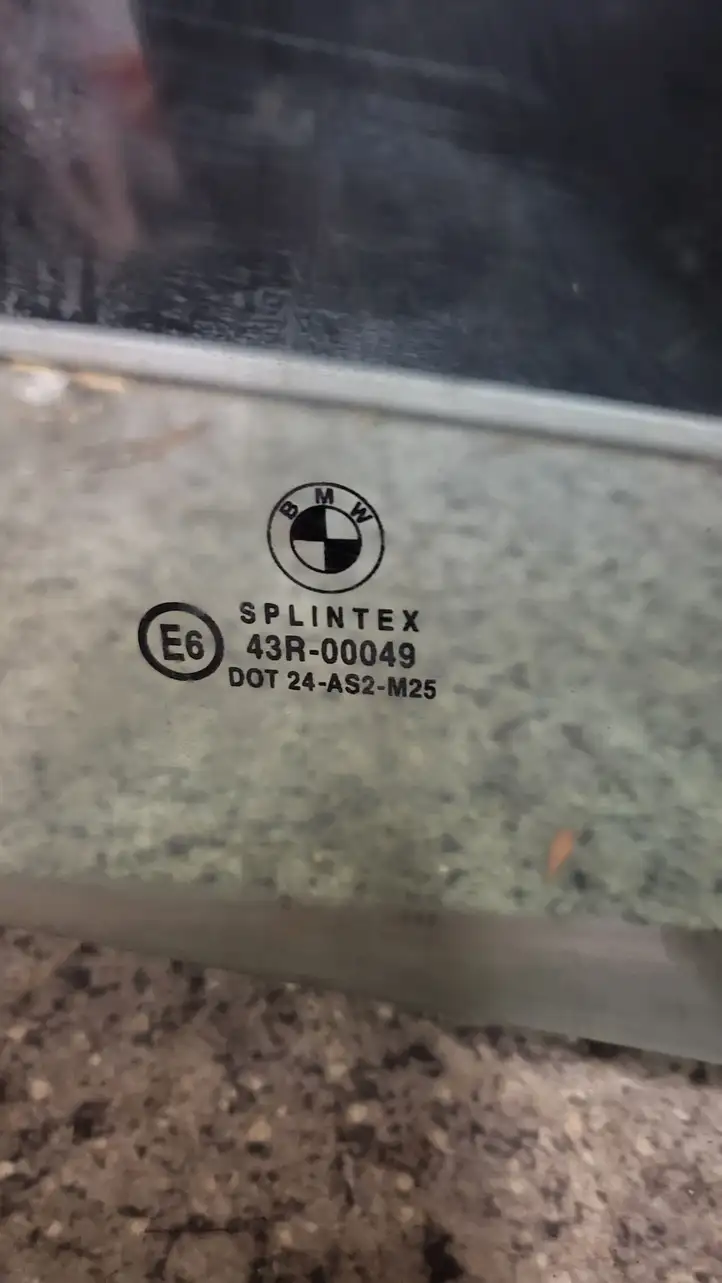 BMW 5 E39 (1996 - 2003) 51348189261 Стекло задней двери — фото 3