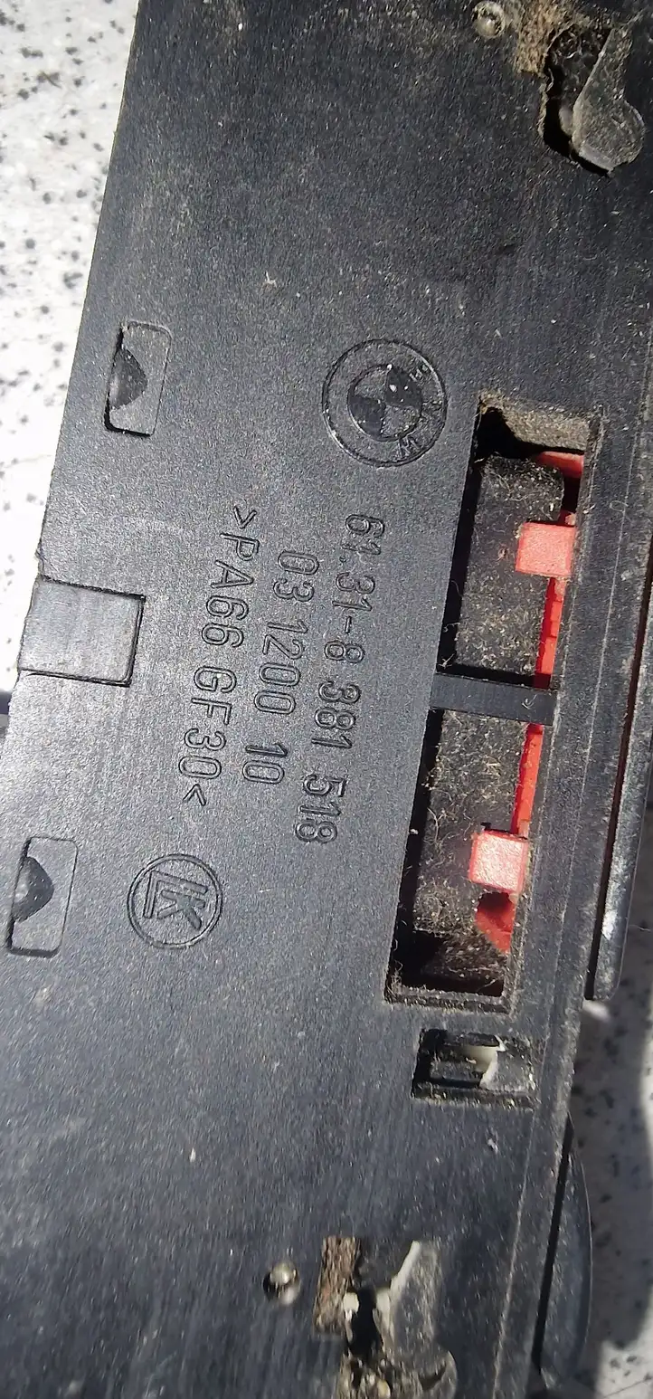 BMW 3 E46 (1998 - 2005) 8381518 Кнопка стеклоподъемников — фото 3