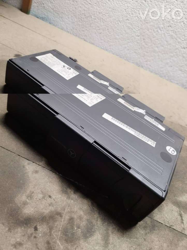 Mercedes-Benz ML W163 (1997 - 2005)  A1638203889 CD/DVD чейнджер