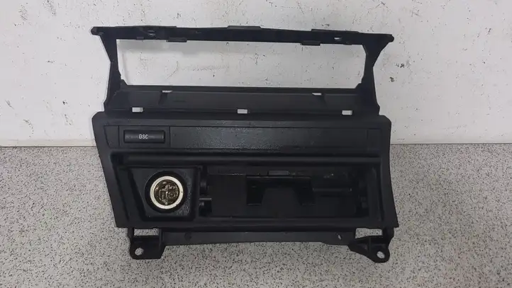 BMW 3 E46 (1998 - 2005) 8205377 Передняя пепельница — фото 1
