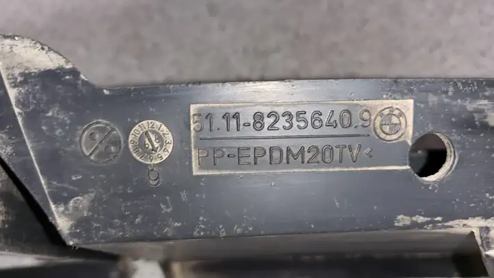 BMW 5 E39 (1996 - 2003) 51118235640 Нижняя решетка переднего бампера — фото 2