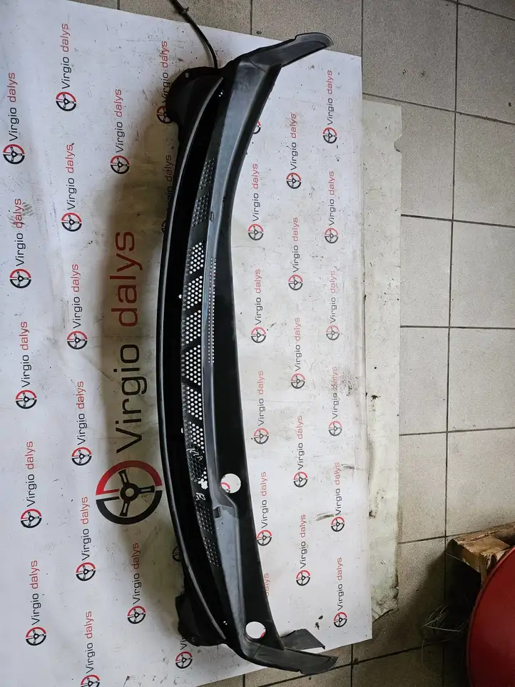 Kia Ceed (2012 - 2015) 86152A2000 Жабо стеклоочистителей — фото 1