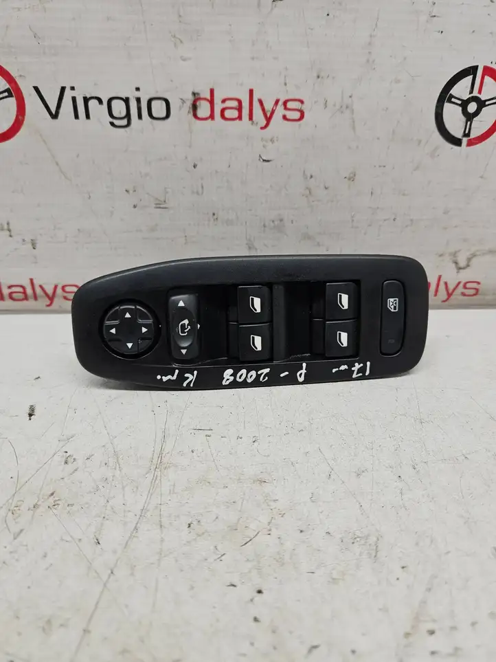 Peugeot 2008 I (2013 - 2019) 98242539ZD Кнопка стеклоподъемников — фото 1