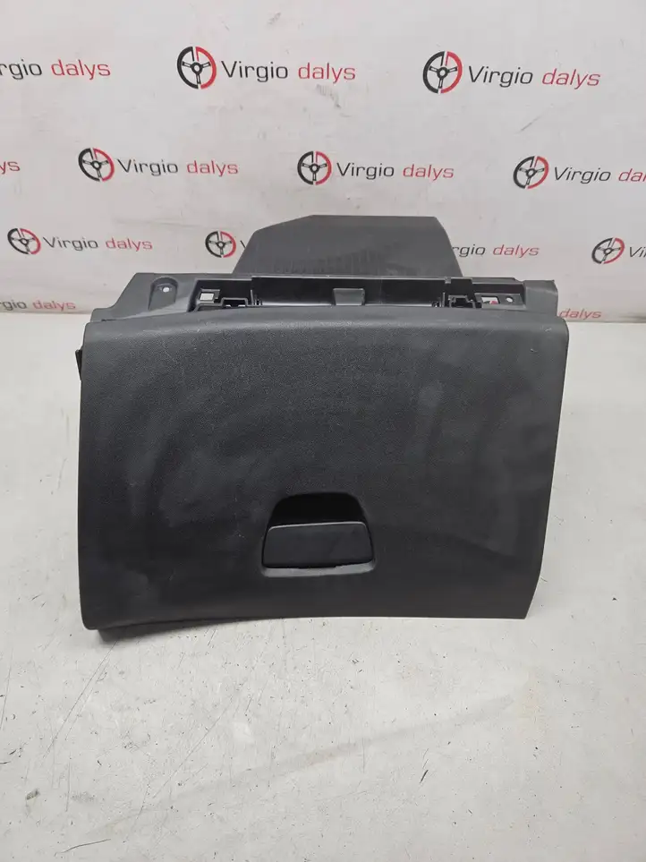 Peugeot 2008 I (2013 - 2019) 9672847477 Вещевой ящик — фото 1