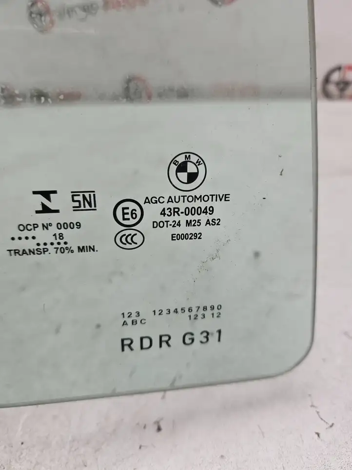 BMW 5 G30 G31 (2016 - ) 43r00049 Стекло задней двери — фото 3