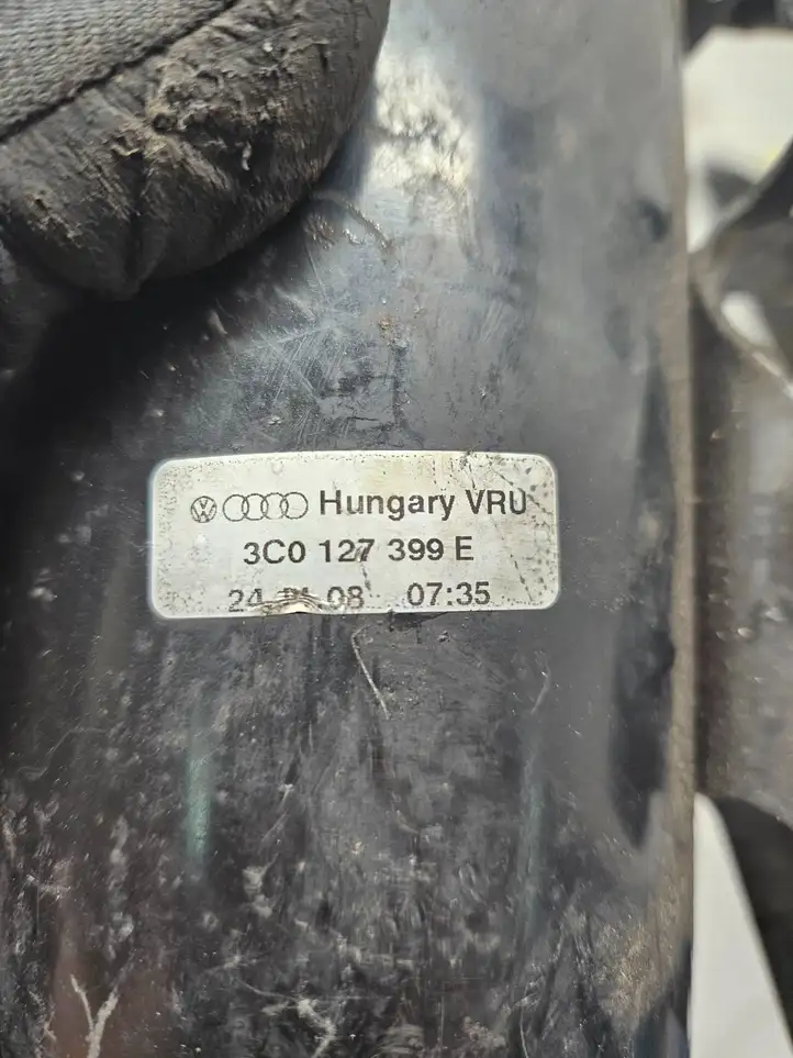 Volkswagen PASSAT B6 (2005 - 2010) 3C0127399E Корпус топливного фильтра — фото 6