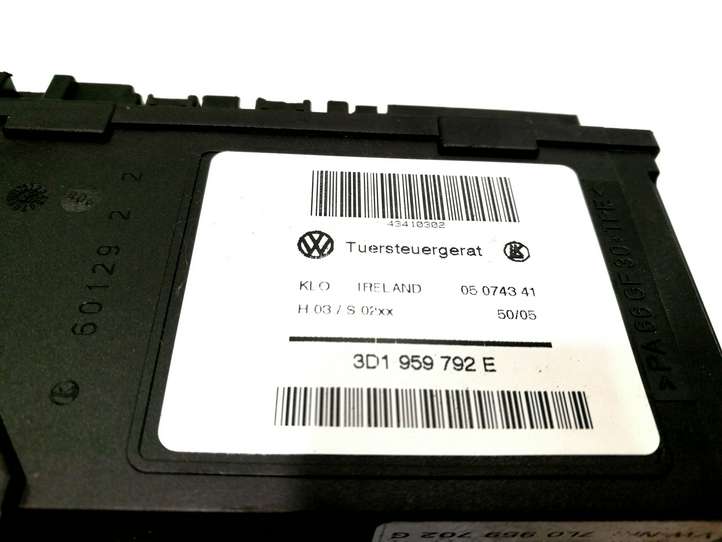 Volkswagen Touareg I (2002 - 2010)  3D1959792E электродвигатель переднего стеклоподъемника