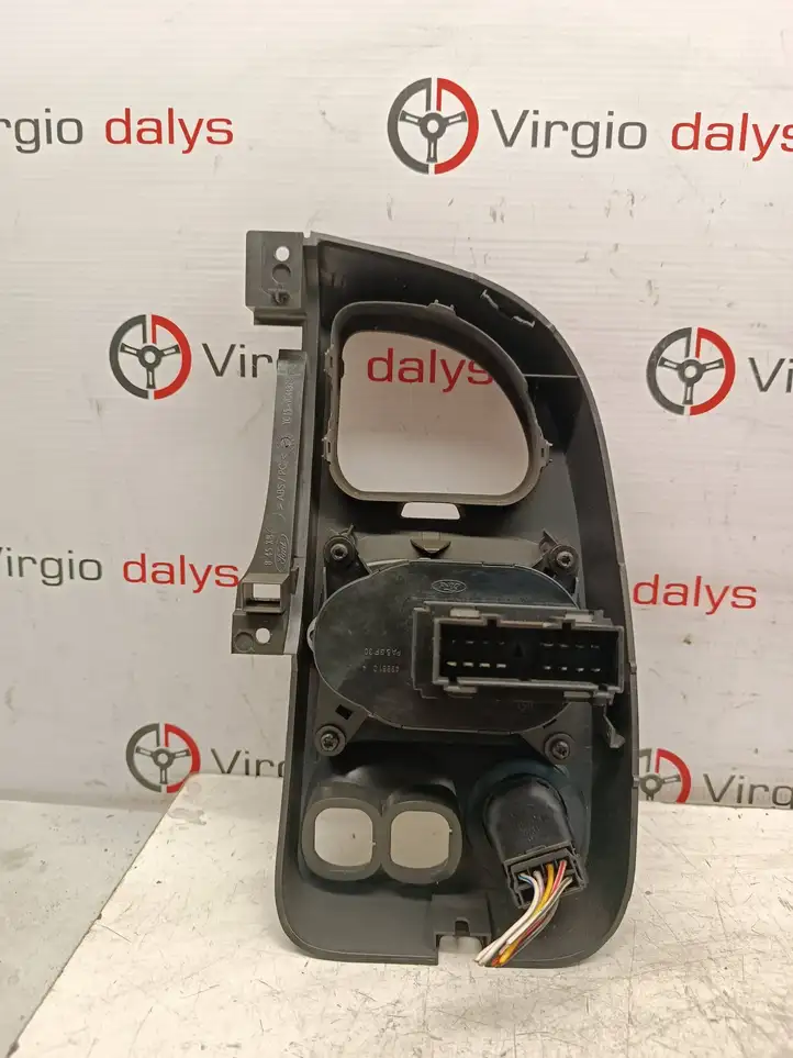 Ford Transit (2000 - 2006) YC15V044B79 Включатель фонарей — фото 2