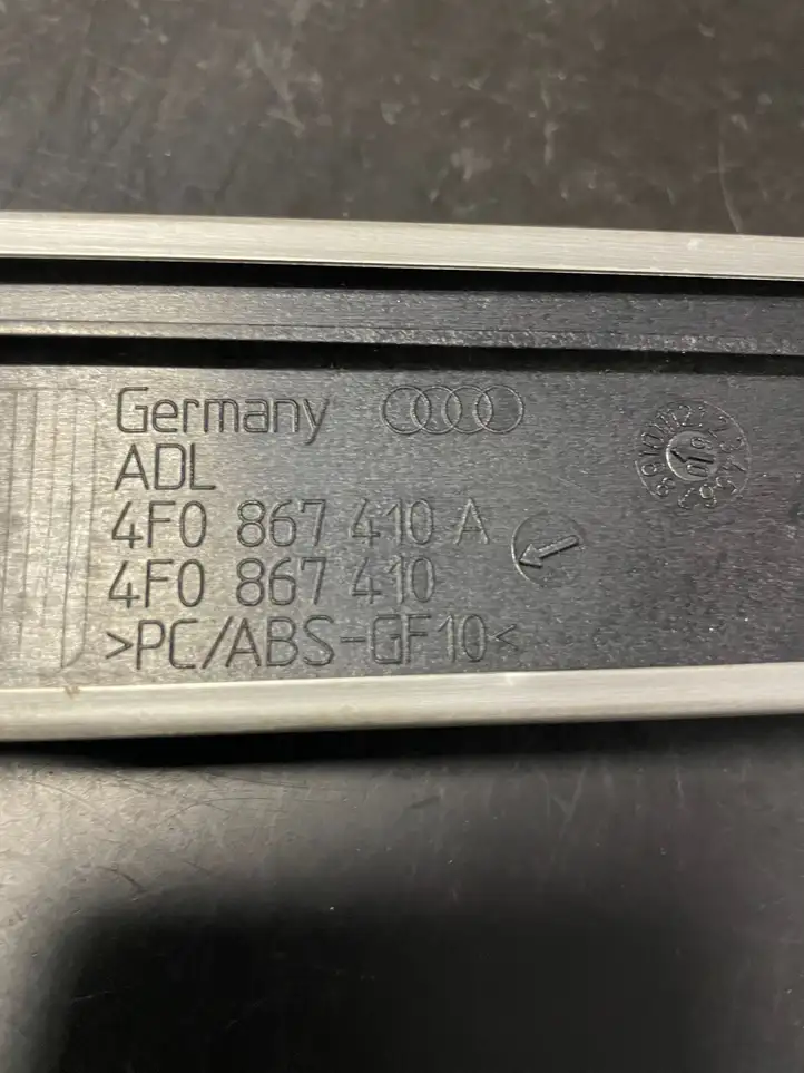 Audi A6 S6 C6 4F (2008 - 2011) 4F0867410A Прочие детали салона — фото 7