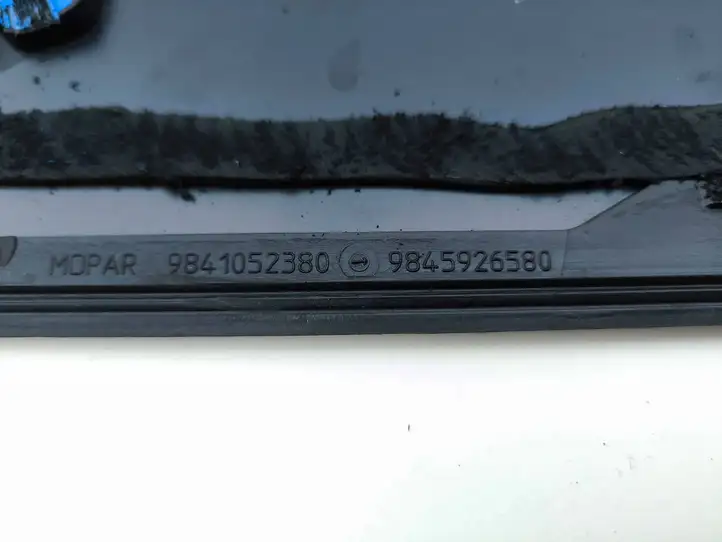 Peugeot 3008 III (2023 - ) 9845926580 Заднее боковое стекло — фото 2