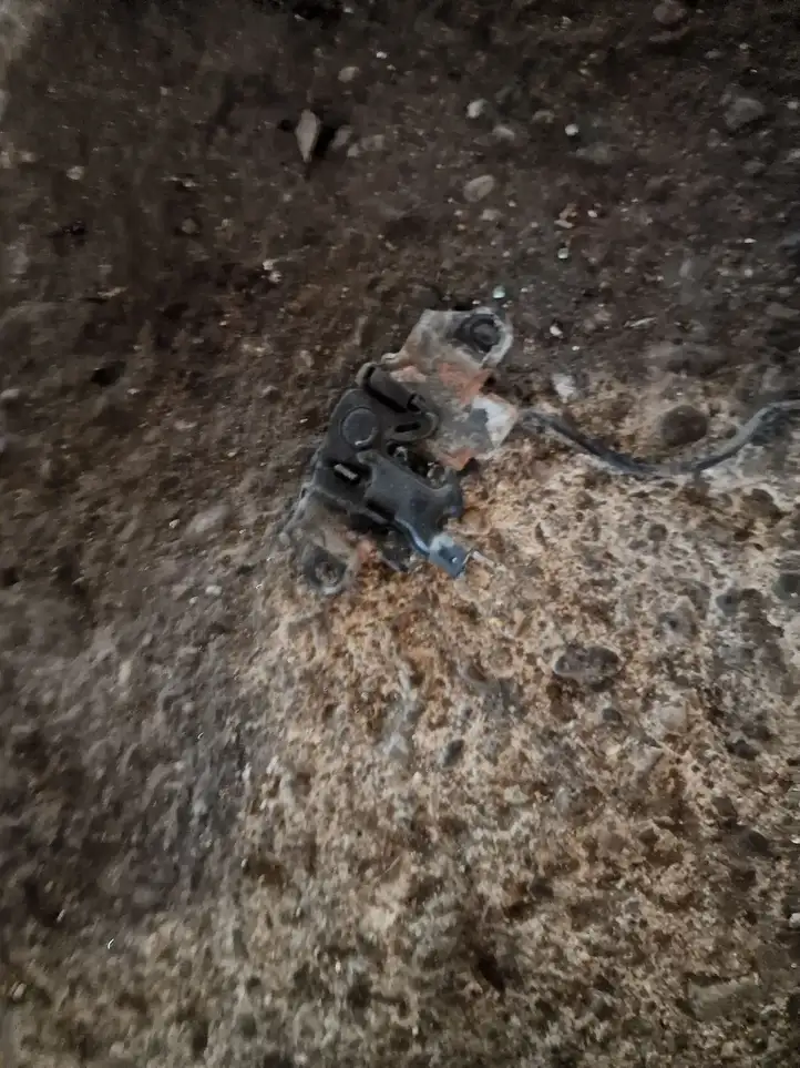 Mazda CX-5 (2011 - 2015)   Замок капота