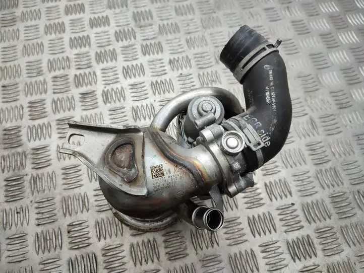 Volkswagen Golf VII (2013 - 2019) 04L131512 Охладитель клапана EGR — фото 2