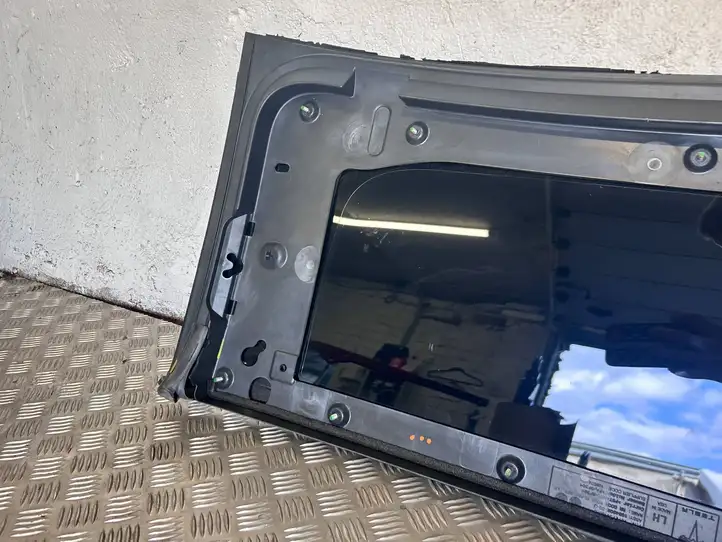 Tesla Model X (2015 - 2021) 103490200J Стекло задней двери — фото 11