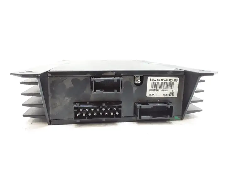 BMW 5 E39 (1996 - 2003)  6933875 Звукоусилитель