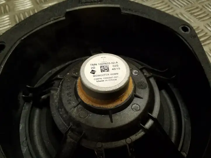 Tesla Model S (2016 - 2021)  100483302A Громкоговоритель (громкоговорители) в передних дверях