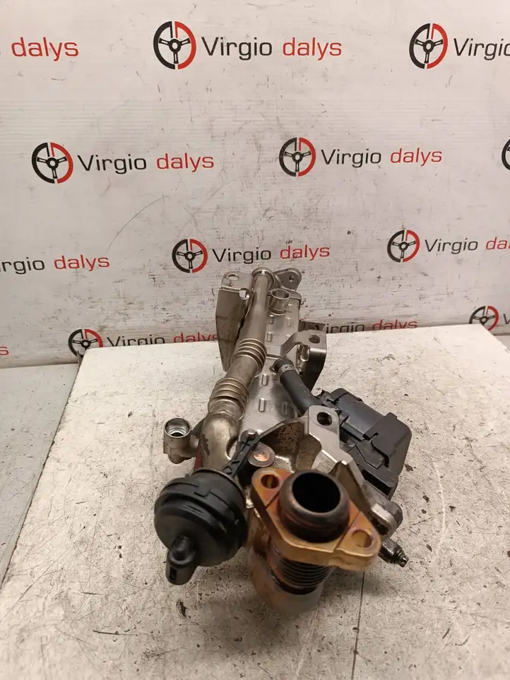 BMW 3 F30 F35 F31 (2012 - 2018) 8476993 Охладитель клапана EGR — фото 4