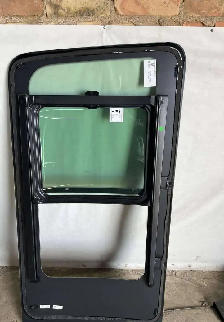 Ford Transit VII (2019 - ) BK31B25701A Боковое стекло в середине кузова — фото 5