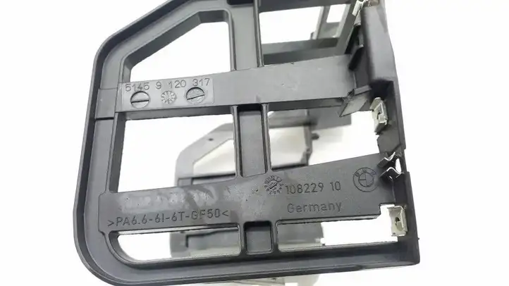 BMW 3 E90 E91 (2005 - 2012)  6976958 Другая деталь салона