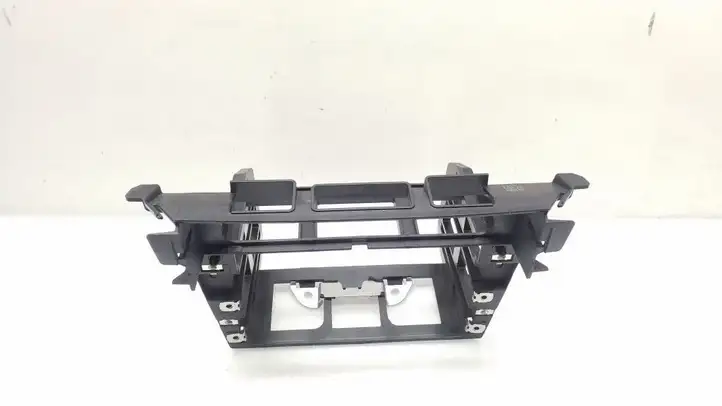 BMW 3 E90 E91 (2005 - 2012)  6976958 Другая деталь салона