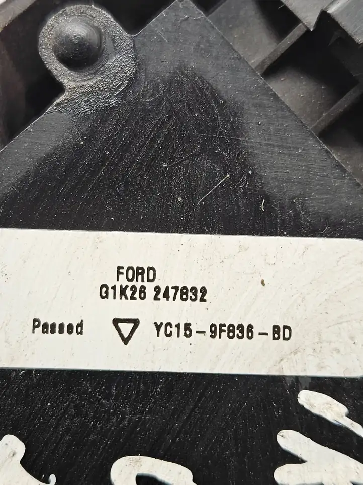 Ford Transit (2000 - 2006) YC159F836BD Педаль акселератора — фото 6