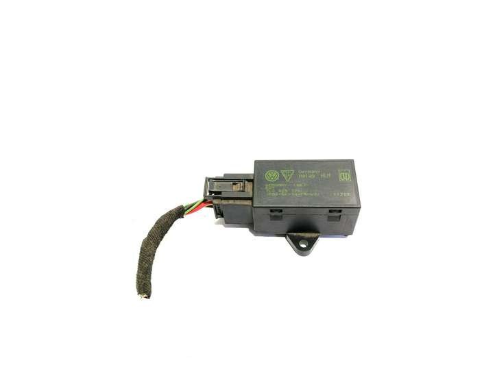 Volkswagen Touareg I (2002 - 2010)  7L0959772 Реле обогрева