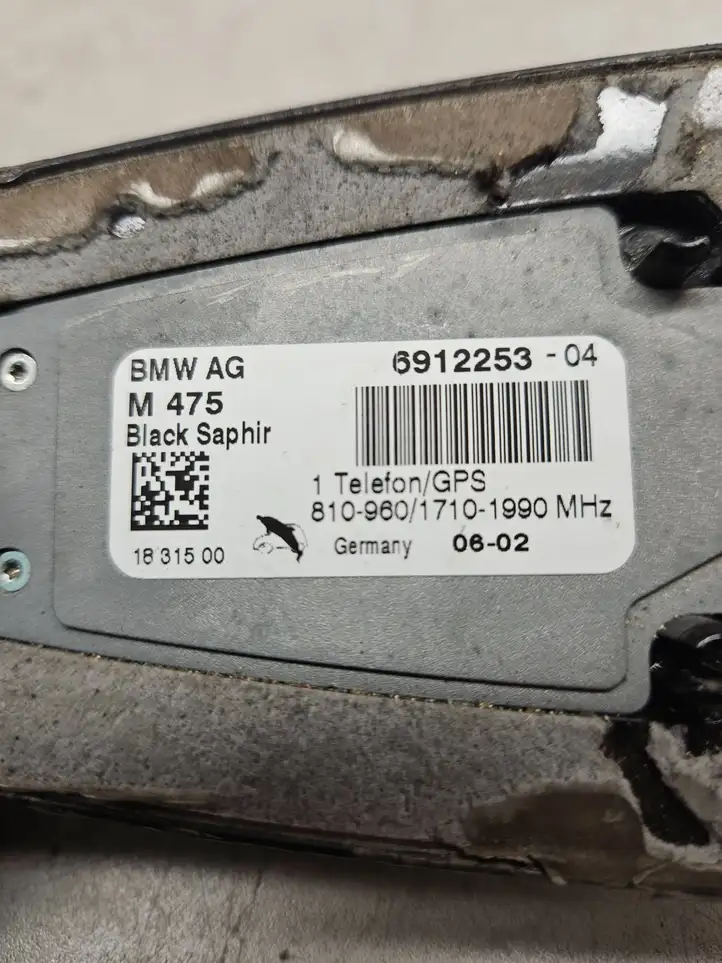 BMW 7 E65 E66 (2001 - 2008) 81096017101990 Усилитель антенны — фото 5