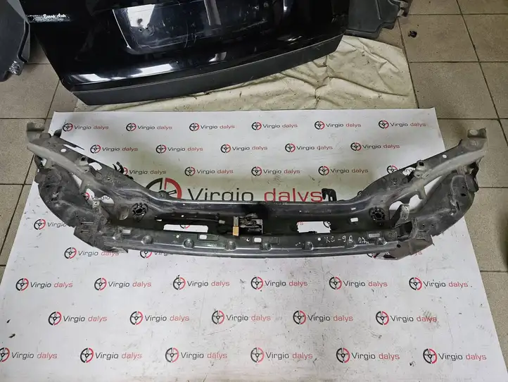 Volvo V50 (2004 - 2008) Верхняя панель радиатора — фото 1