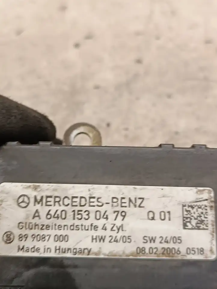 Mercedes-Benz A W169 (2004 - 2012) A6401530479 Реле накала свечей — фото 3