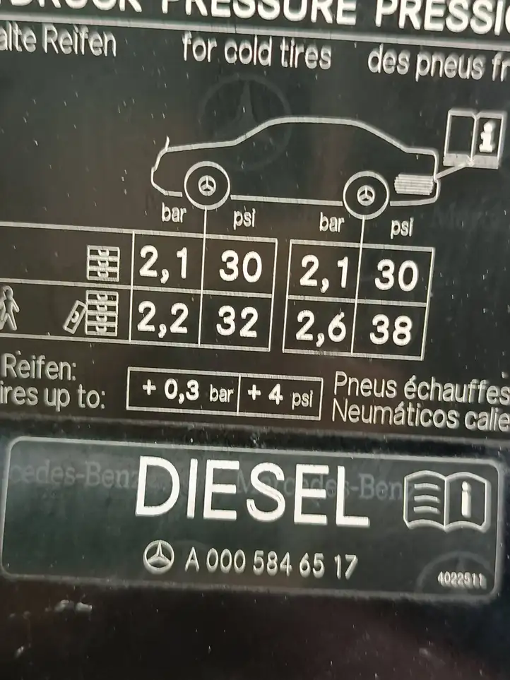 Mercedes-Benz A W169 (2004 - 2012) A0005846517 Крышка топливного бака — фото 3