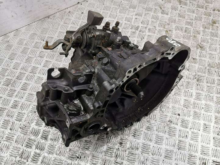 Toyota Corolla Verso AR10 (2004 - 2009)   Механическая коробка передач, 5 передач