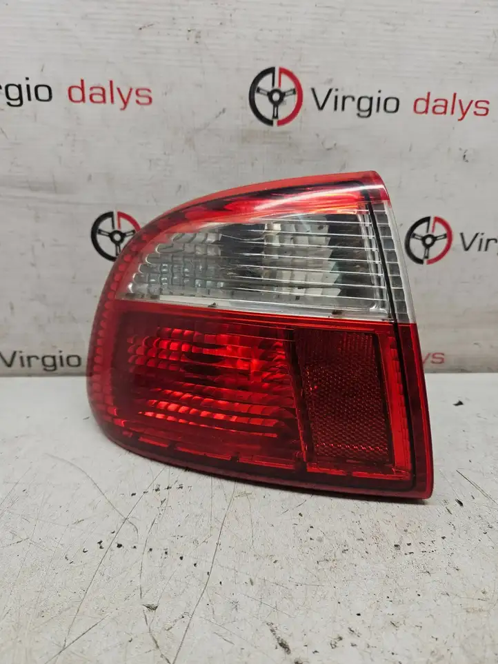 Seat Toledo II (1M) (1998 - 2006) 1M5945257 Деталь заднего фонаря — фото 1