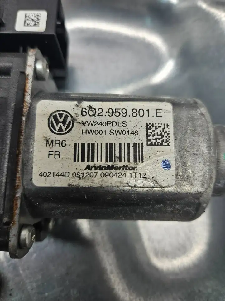 Volkswagen Polo (2005 - 2009) 6Q2959801E Электростеклоподъемник передний (комплект) — фото 3