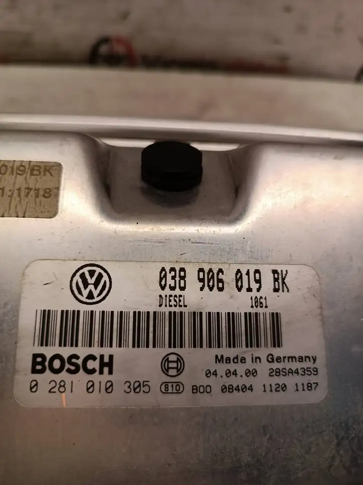 Volkswagen PASSAT B5.5 (2001 - 2005) 038906019BK Блок управления двигателем (ЭБУ) — фото 3