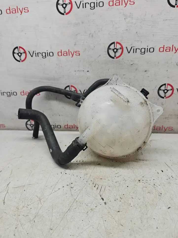 Seat Ibiza IV (6J,6P) (2008 - 2017) 6Q0121407B Расширительный бачок — фото 3