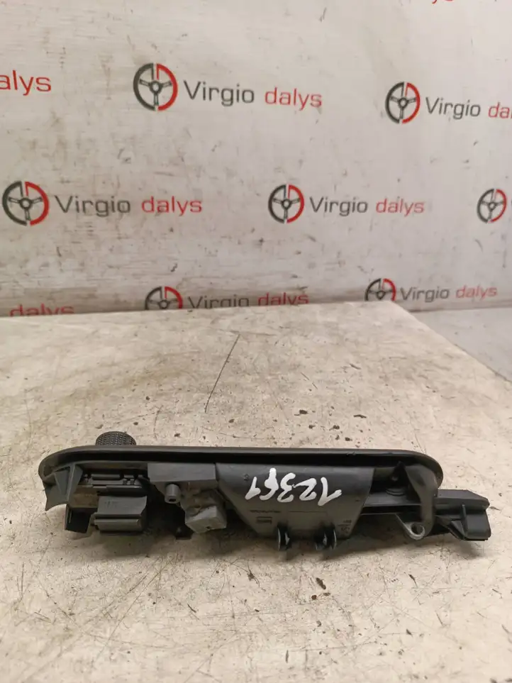 Seat Ibiza III (6L) (2002 - 2008) 6L1837113C Внутренняя ручка двери — фото 2