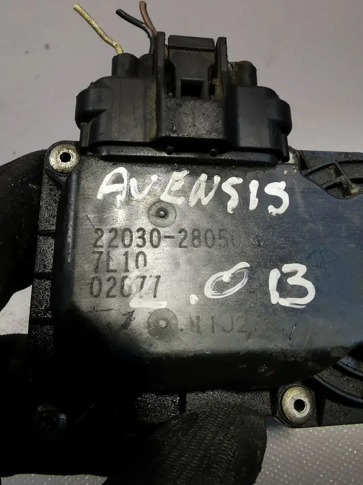 Toyota Avensis T250 (2003 - 2006) Дроссельная заслонка — фото 6