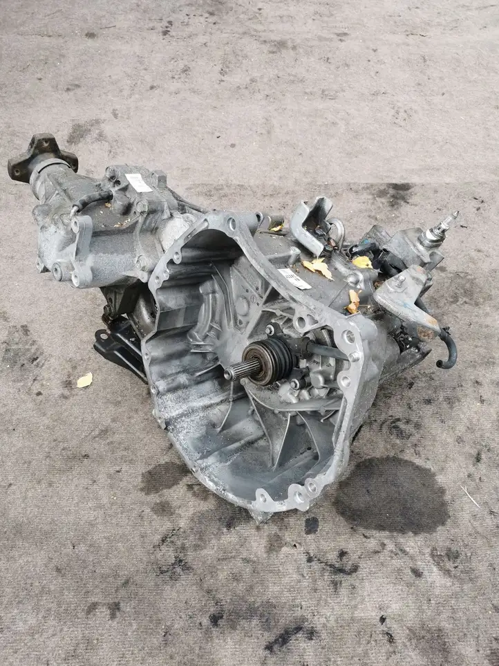 Nissan Qashqai (2006 - 2010) Механическая коробка передач, 6 передач — фото 1