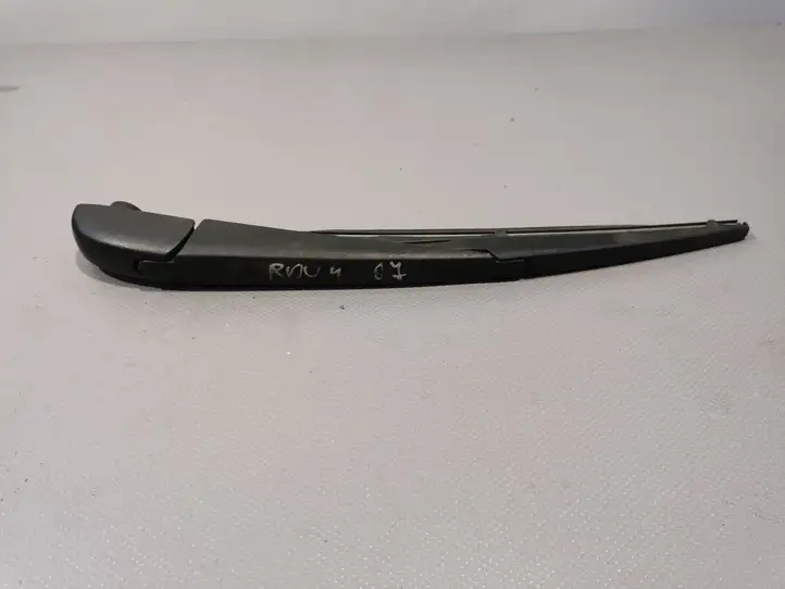 Toyota RAV 4 (XA30) (2006 - 2016) Поводок заднего стеклоочистителя — фото 1