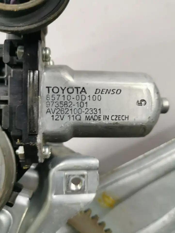 Toyota Yaris (2012 - 2014) Стеклоподъемник передней двери (комплект) — фото 3