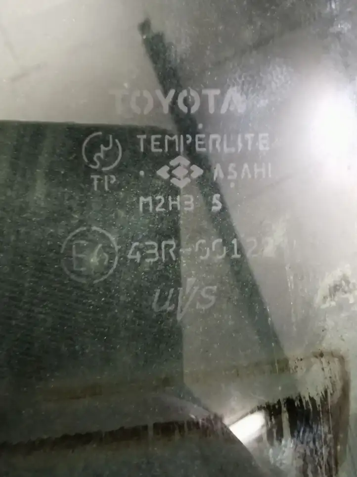 Toyota RAV 4 (XA30) (2006 - 2016) Стекло задней двери — фото 2